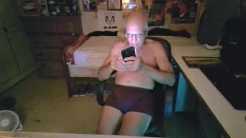 leezamm1132 online show from May 5, 2:52 am