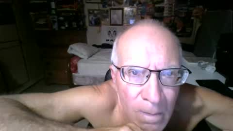 leezamm1132 online show from May 9, 12:16 am