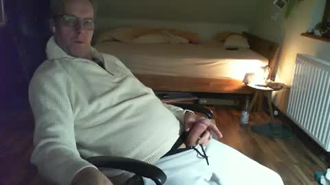 Dave online show from February 21, 11:54 pm