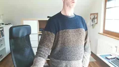 Snapshot of lefti27 chatting on February 28, 2:51 pm Dave online show from February 28, 2:51 pm