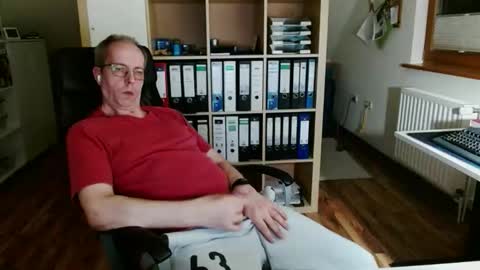 Snapshot of lefti27 chatting on March 19, 9:41 pm Dave online show from March 19, 9:41 pm