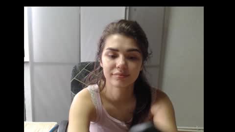 Snapshot of legenda_liya chatting on September 24, 9:34 am Liya online show from September 24, 9:34 am