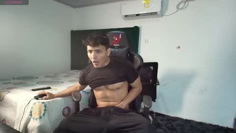  Lei  online show from February 7, 10:20 pm