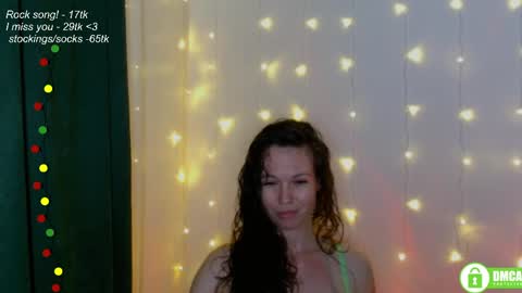 hey Im Leia and I love rock  online show from May 23, 8:13 pm