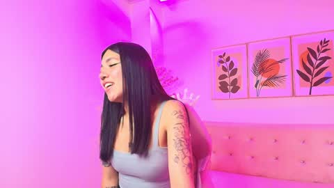 Leia.  online show from February 7, 3:23 am