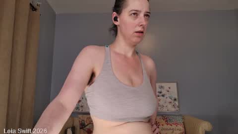Leia Swift online show from June 22, 9:28 am