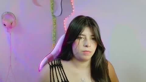 leidyramca online show from February 18, 2:07 am