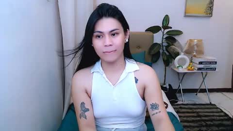 Cailey online show from June 8, 11:32 am