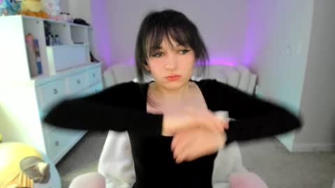 Leighla online show from February 16, 11:34 pm