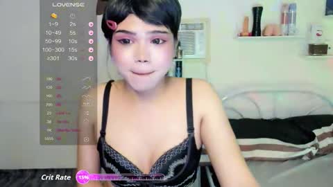 leighottie online show from April 10, 6:29 am