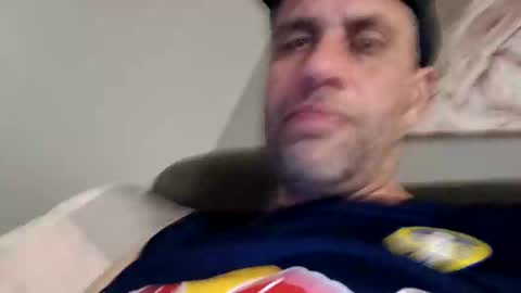 leightimmins001 online show from May 7, 10:37 pm