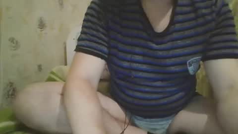 Snapshot of leila472952 chatting on February 9, 3:23 pm Sergey online show from February 9, 3:23 pm