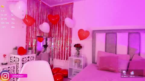 Snapshot of leilafisher chatting on February 15, 10:06 pm Leila online show from February 15, 10:06 pm