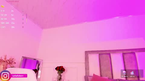 Snapshot of leilafisher chatting on February 20, 12:07 am Leila online show from February 20, 12:07 am
