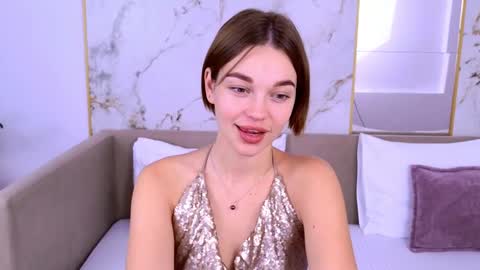 Snapshot of leilalawson chatting on February 6, 7:56 am LeilaLawson online show from February 6, 7:56 am