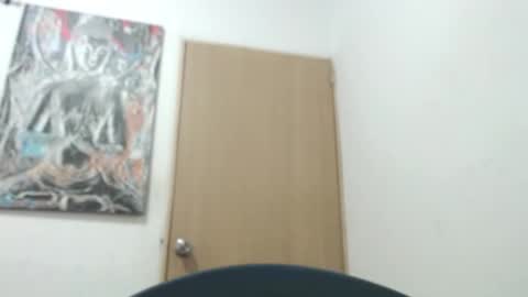 Snapshot of leily_ass chatting on October 24, 11:01 pm leily online show from October 24, 11:01 pm