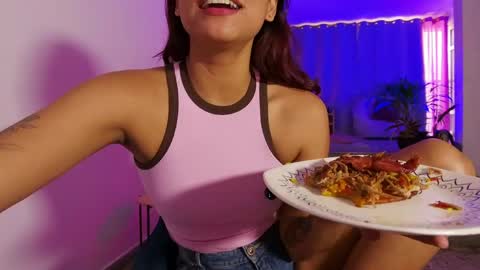 Snapshot of leja_ chatting on May 9, 6:13 pm Leja online show from May 9, 6:13 pm