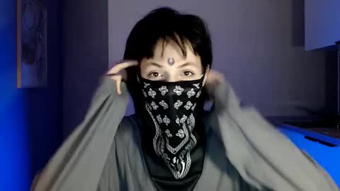 lekkj online show from January 5, 6:33 pm