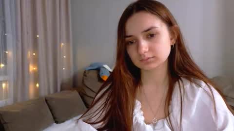 Snapshot of lelia_vibe chatting on January 18, 4:33 pm Lelia online show from January 18, 4:33 pm