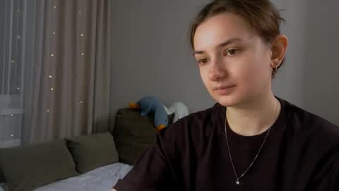 Snapshot of lelia_vibe chatting on February 28, 4:19 pm Lelia online show from February 28, 4:19 pm