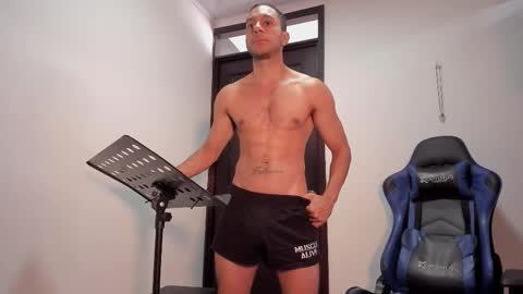 hi im lelo... nice to meet you I appreciate your thumbs up It is very important and you would help me a lot online show from September 16, 12:39 pm