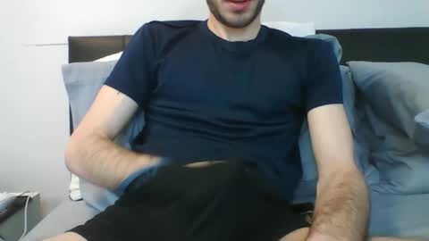 Snapshot of lemon2020435 chatting on April 25, 2:58 am lemon2020435 online show from April 25, 2:58 am