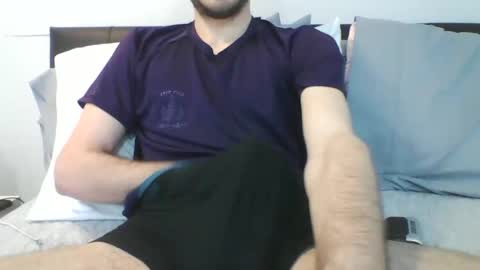Snapshot of lemon2020435 chatting on April 28, 12:09 am lemon2020435 online show from April 28, 12:09 am