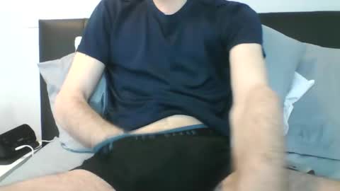 Snapshot of lemon2020435 chatting on May 17, 5:16 am lemon2020435 online show from May 17, 5:16 am
