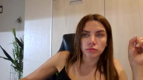 lena6122000 online show from September 11, 11:05 pm