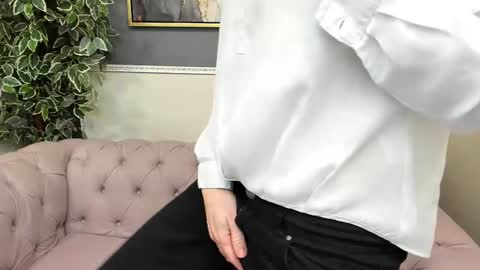 Lena online show from February 9, 7:05 am