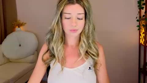 Lena online show from June 26, 10:41 am