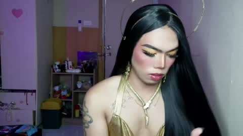 Snapshot of lenawet_0520 chatting on July 18, 2:27 am lena online show from July 18, 2:27 am