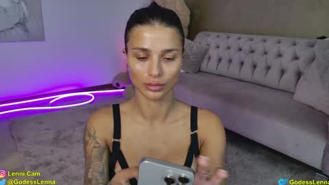 Lenna Goddess online show from September 13, 5:07 am