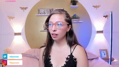 Lenna  online show from June 28, 3:29 pm