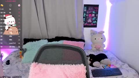 Val online show from January 1, 6:26 am