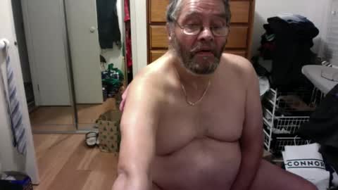 Snapshot of lennyfife chatting on January 1, 11:49 am Pussylicker online show from January 1, 11:49 am