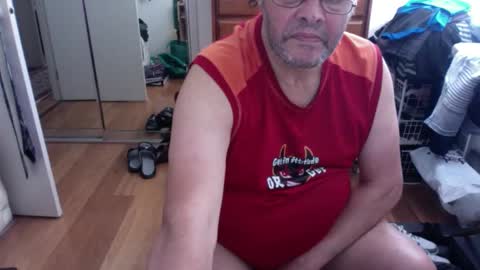 Snapshot of lennyfife chatting on February 2, 9:45 pm Pussylicker online show from February 2, 9:45 pm