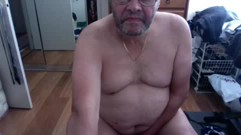 Snapshot of lennyfife chatting on February 15, 9:59 pm Pussylicker online show from February 15, 9:59 pm