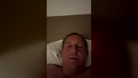 Snapshot of leo144berlin chatting on March 22, 5:22 am leo144berlin online show from March 22, 5:22 am