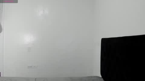 leo183877 online show from March 8, 4:33 pm