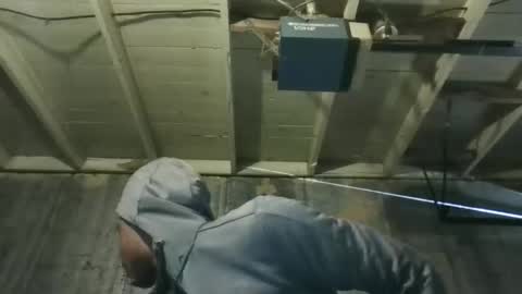 leo199984 online show from April 4, 5:32 pm