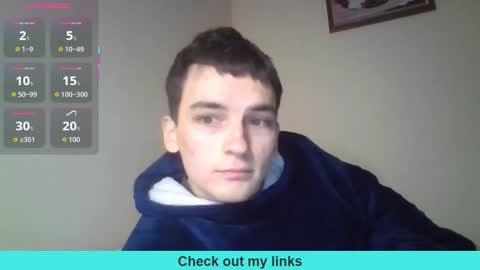 Snapshot of leo_cutie chatting on February 8, 5:27 pm leo_cutie online show from February 8, 5:27 pm