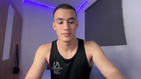 Snapshot of leo_delveyy chatting on July 22, 6:49 am leo_delveyy online show from July 22, 6:49 am