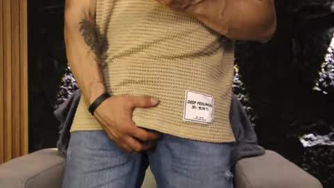 Leo  Diaz online show from January 11, 2:16 am