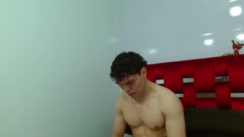 leo_morris online show from January 3, 4:06 pm