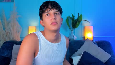 Leo online show from March 22, 3:43 am