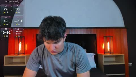 Snapshot of leo_savage_ chatting on May 11, 4:29 am Leo online show from May 11, 4:29 am