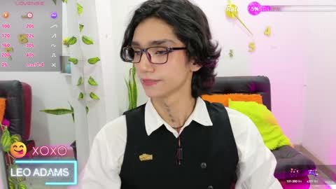 Snapshot of leoadamss chatting on February 7, 6:24 pm Leo online show from February 7, 6:24 pm