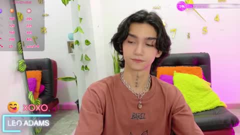 Snapshot of leoadamss chatting on February 17, 12:05 pm Leo online show from February 17, 12:05 pm