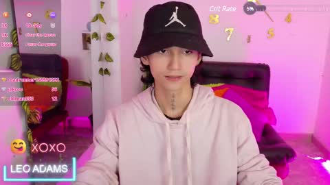 Snapshot of leoadamss chatting on February 24, 4:58 pm Leo online show from February 24, 4:58 pm